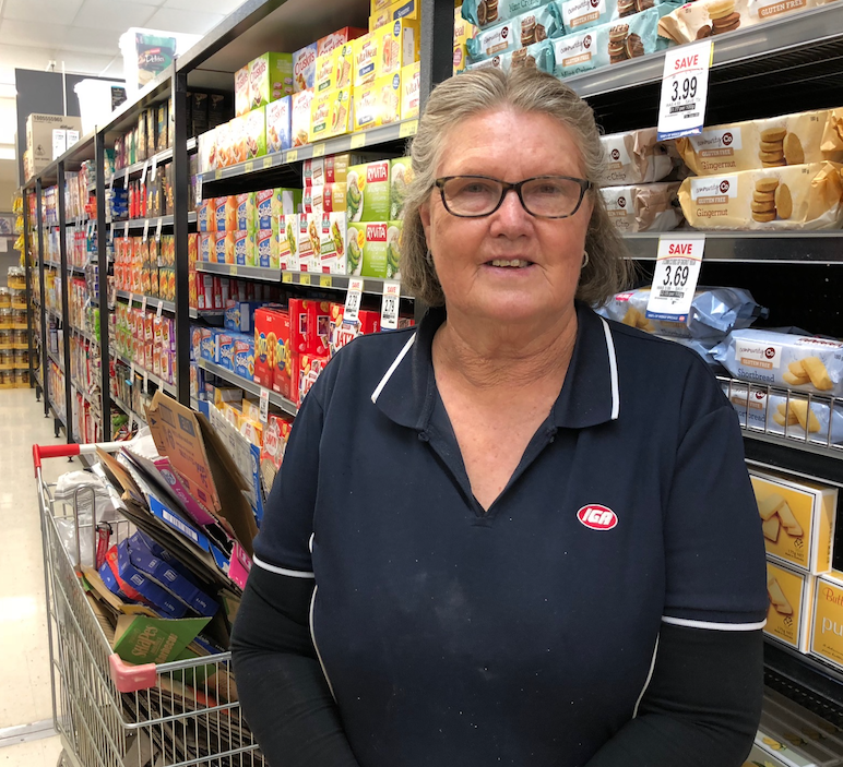 Twin Town Residents Come Together In Harden IGA Bushfire Appeal