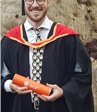 Scott Graduates From Charles Sturt University