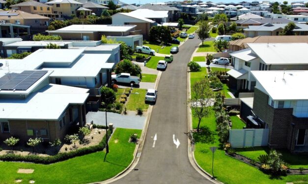 Australians in Regional areas Left Behind as Financial Wellbeing Slumps