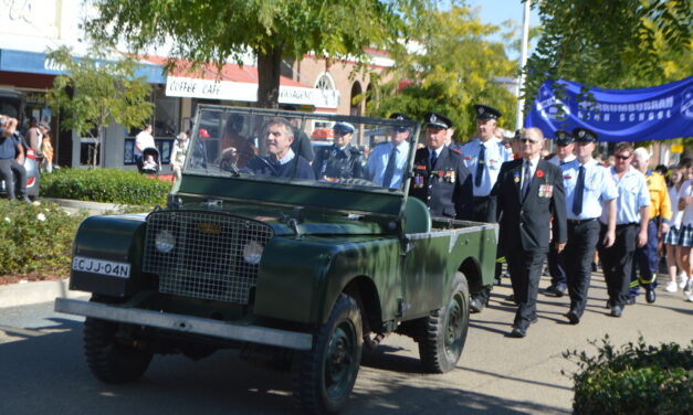 Towns and Villages Come  Together For ANZAC Day