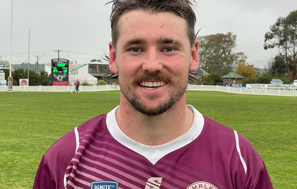 Hawks celebrate win in Smith’s 50 games for the maroon and whites